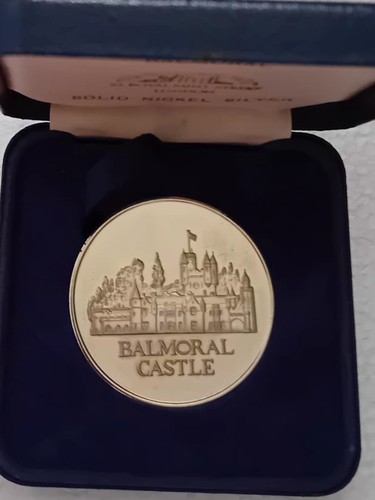 Superb vintage balmoral solid - superb,