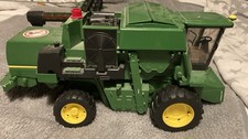 Bruder John Deere T670i