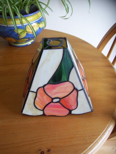 Lovely tiffany style - tiffany, glass