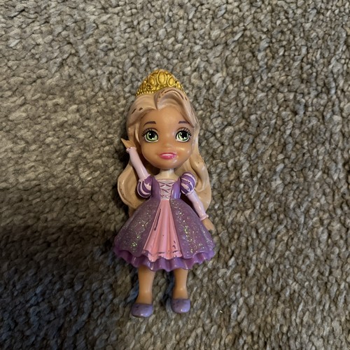 Disney princess mini figurine - disney,