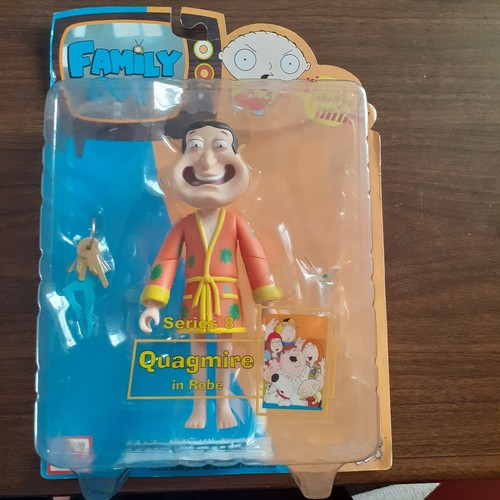 Mezco toyz family - guy, series