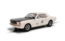 Scalextric C4353 Ford Mustang