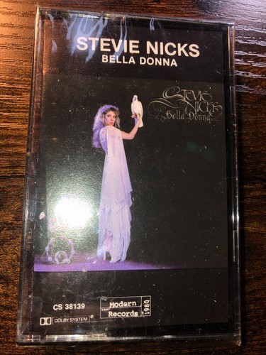 Stevie nicks bella - stevie,