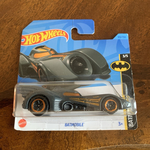 Hot wheels batman 2023 - hot,