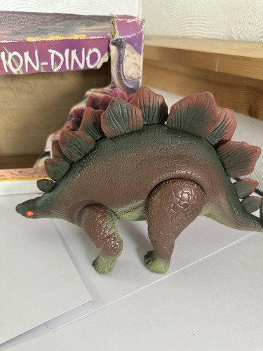 Stegosaur dinosaur action dino - dinosaur, action-dino