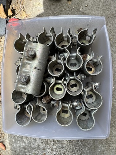 Scaffolding sleeve coupler - sleeve,