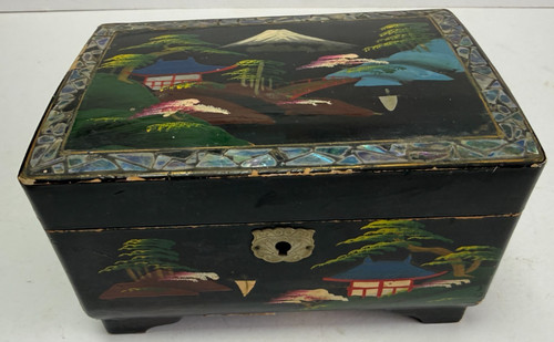 Vintage lacquered musical - lacquered,