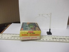 MERIT RAILWAY ACCESSORIES - EXCELLENT - VERY GOOD BOX - LOADING GAUGE