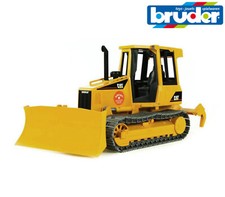 Bruder Toys 02443 Caterpillar Cat Bulldozer Dozer with Scariffer on Tracks 1:16