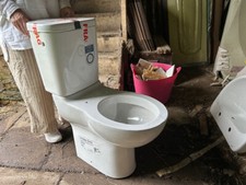 Armitage Shanks, Ventura close coupled WC in White, NO FITTINGS OR TOILET SEAT