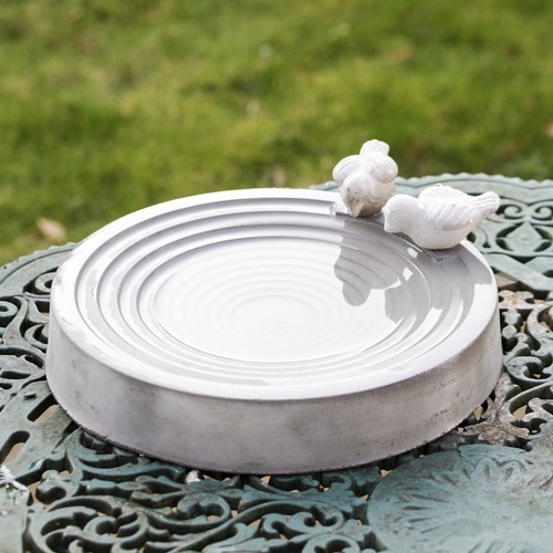 Concrete round bird - concrete,