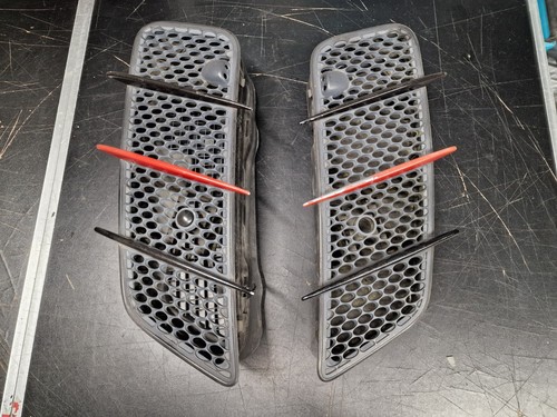 Mercedes bonnet vents front - mercedes,