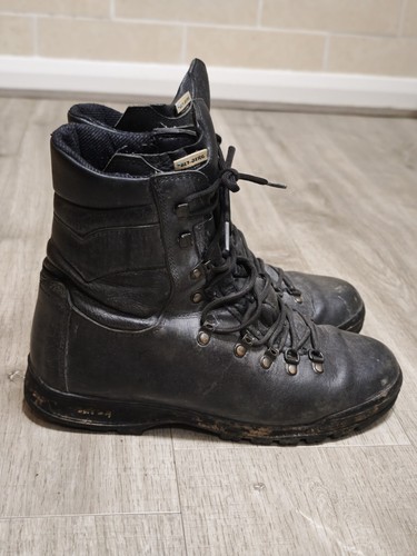 Altberg leather boots - leather,