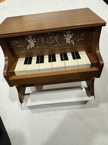 Vintage schoenhut piano - vintage, music