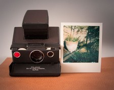 Polaroid SX-70 ALPHA  camera