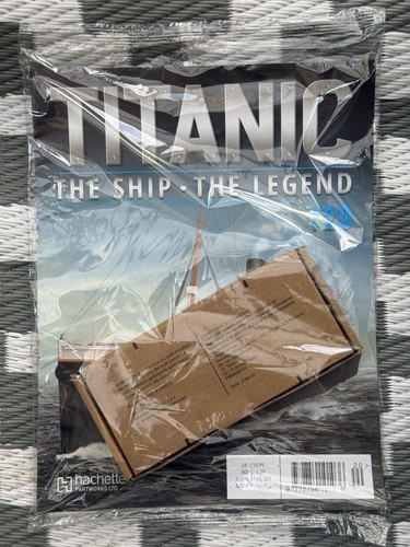 Build the titanic scale 200 - build,