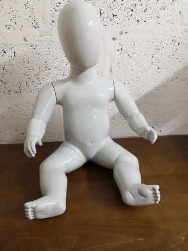 Baby mannequin - baby,