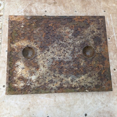 Cast iron manhole - cast, 655mm