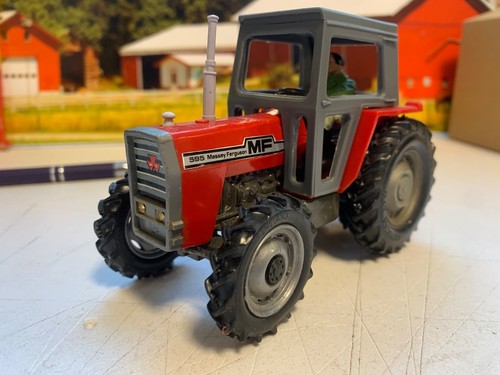 BRITAINS.1:32.FARM.MASSEY