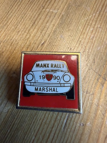 Manx rally marshal badge 1990 - manx,