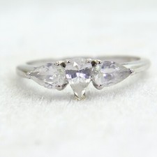Pear Ceylon White Sapphire