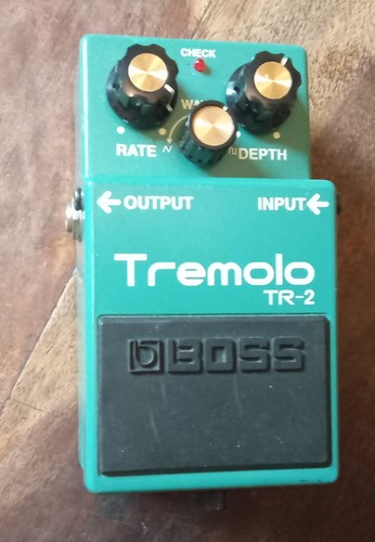 Boss tr2 tremolo pedal - boss,