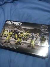 Mega Bloks Call Of Duty  Hazmat Zombies Mob 6 Figure Version