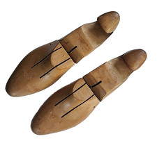 Vintage Jones & Vining Wooden Shoe Tree/Last "Twist to Adjust" Great Decor