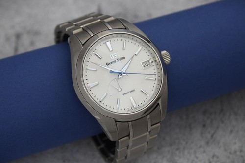 Grand seiko snowflake heritage - seiko,