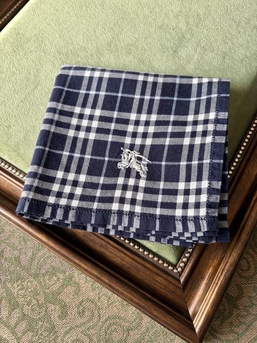 Brand new burberry scarf - new, –