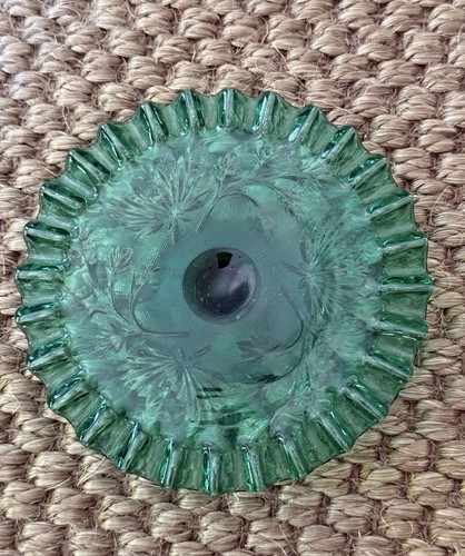 Vintage green fenton mini - fenton,