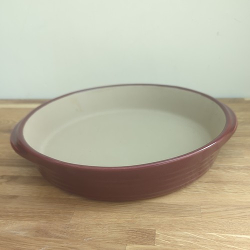 Pampered chef round - chef,