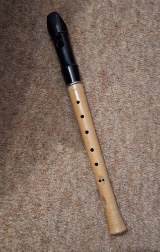 Hornby wooden recorder - hornby, –