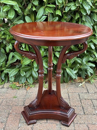 Antique vintage mahogany - /,
