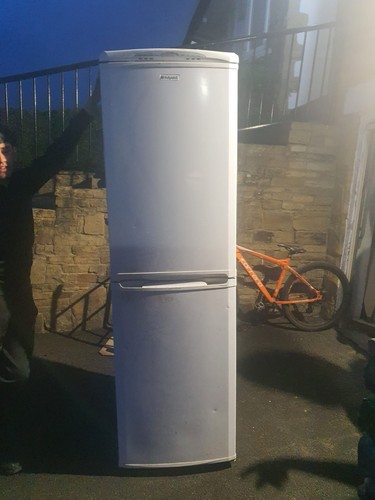 Hotpoint fridge freezer fully - hotpoint,