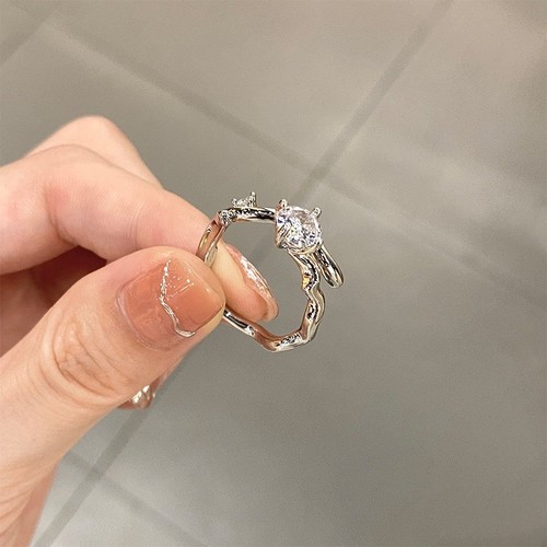 Thorn patterned zircon ring - thorn-patterned,