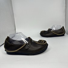 Trippen-Schnecke Size 8 US