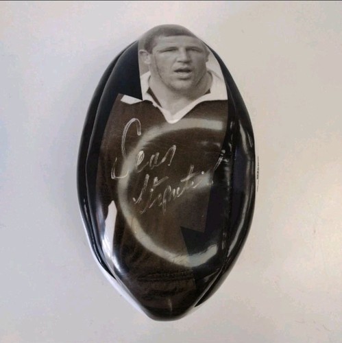 Signed sean fitzpatrick rugby - sean,