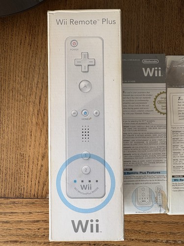 Nintendo wii remote - nintendo, plus