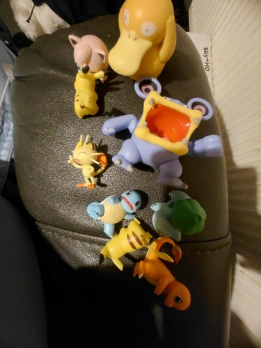 Pokemon mini figures - pokemon,