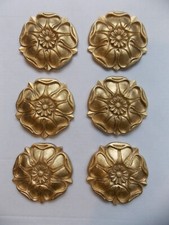 ORNATE DECORATIVE RESIN