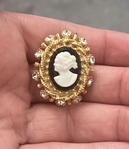 Victorian revival oval cameo - victorian,