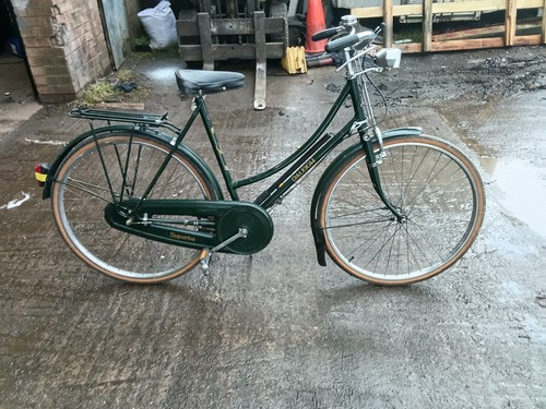 Raleigh classic touring bike - classic,