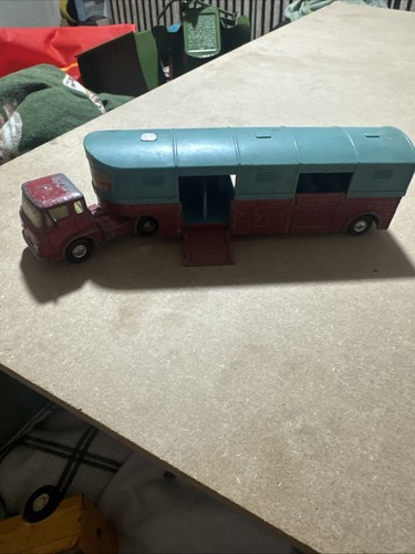 Corgi bedford horse - horse, box