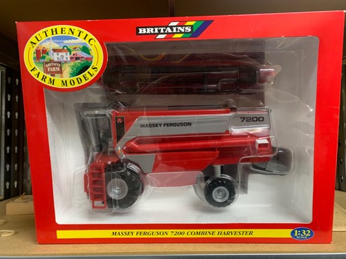 BRITAINS.FARM.1:32.MASSEY