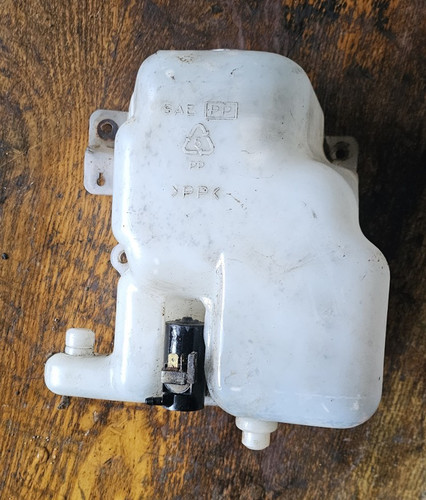 Windscreen washer bottle for - washer,
