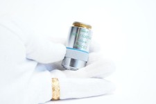 Leitz Leica Microscope