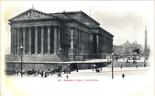 St. George's Hall Liverpool Postcard - Publisher: Red Anchor - McIntosh Elgin