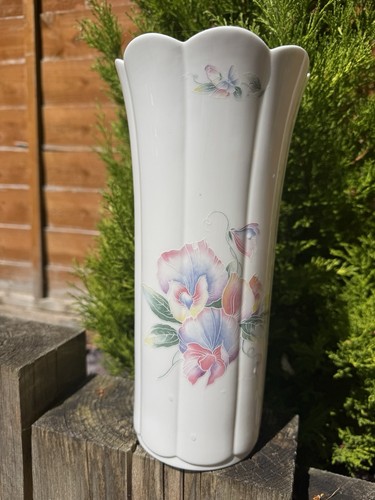 Aynsley bone china fluted vase - aynsley,