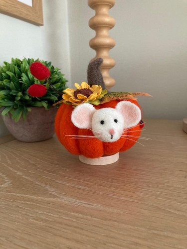 Handmade needle felted autumn - needle,